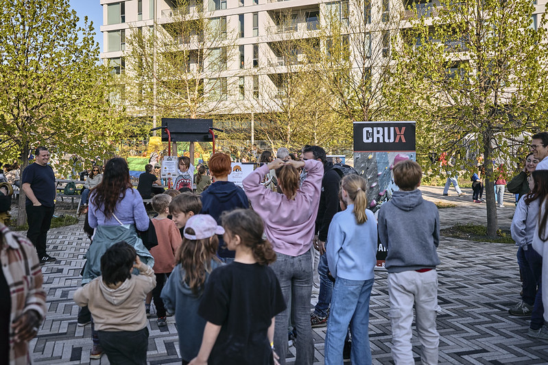 Au-delà des hauteurs