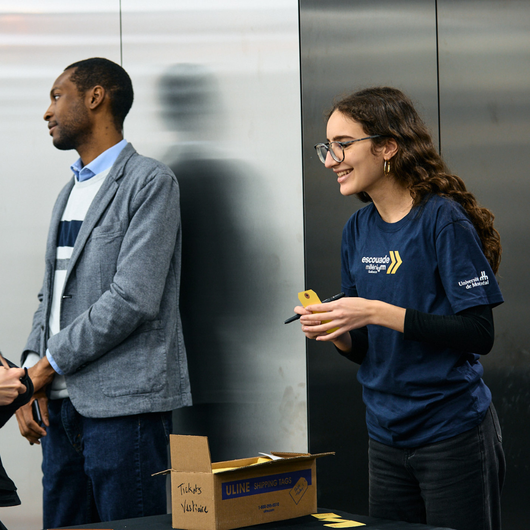 Instagram (7) Instagram (7)